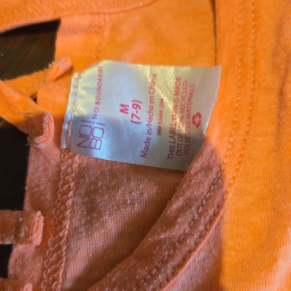 Tank Top Split Back - Picture 3 of 4